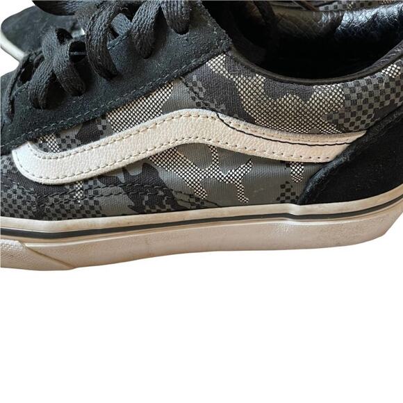 Vans Children’s Old Skool V Pattern‎ Camo Black Sneakers Size 3 - Picture 4 of 10